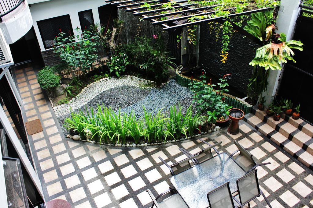 Peridot Suites Davao Exterior photo